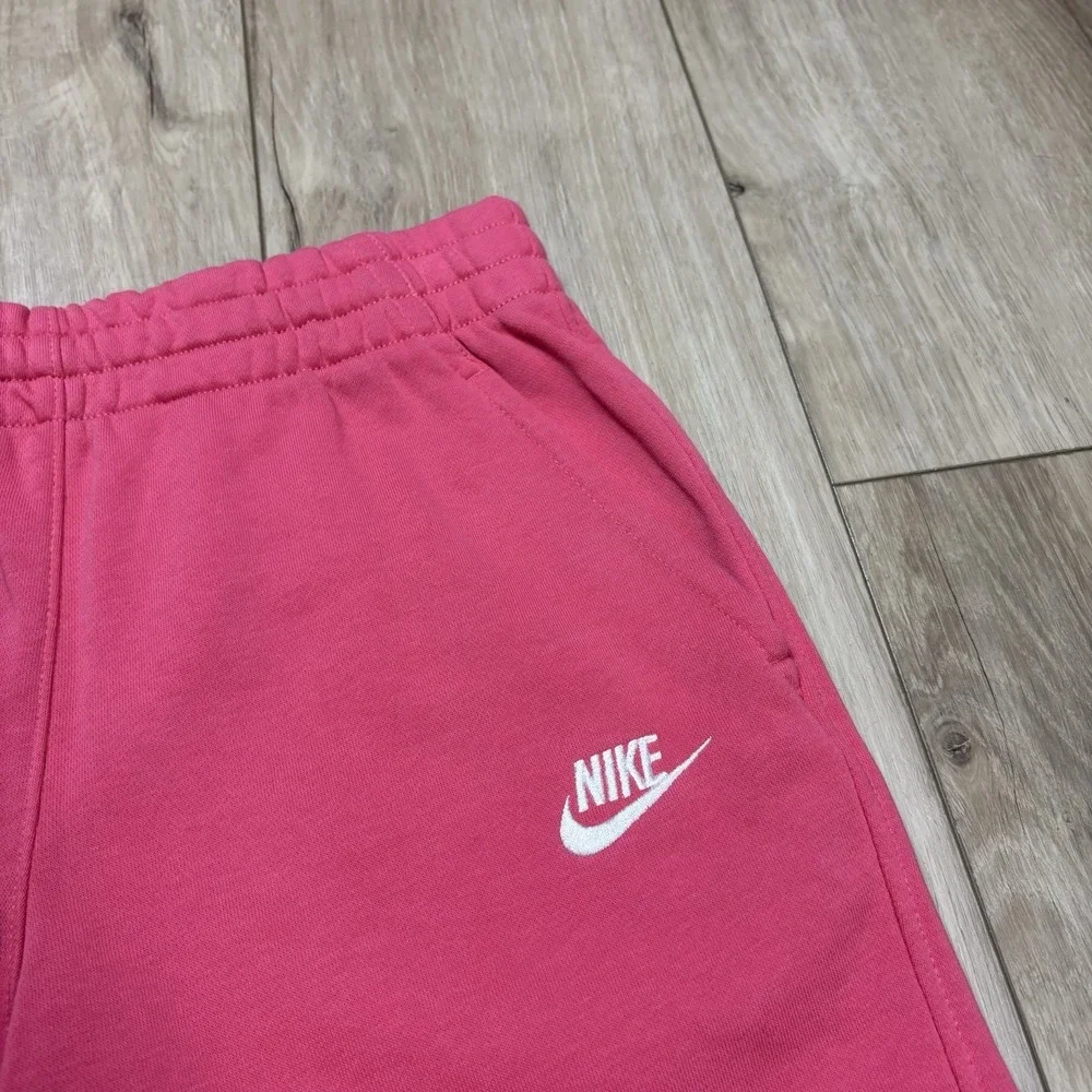 Youth Nike Club Fleece French‎ Terry Shorts Pink Large L
